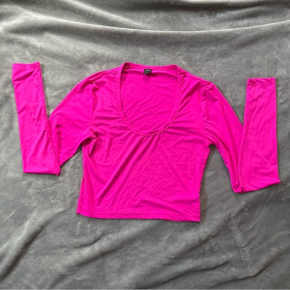 Shein Solid Hot Pink Long Sleeve Crop Top Size S - Picture 5 of 7